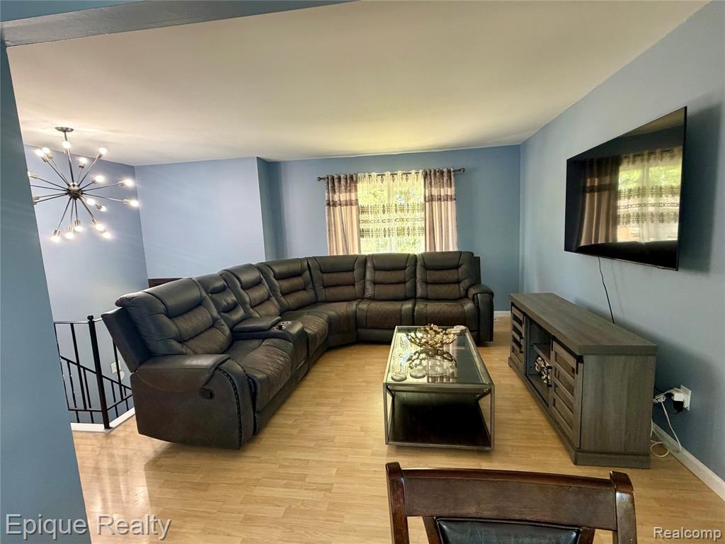 2876 Winter Drive