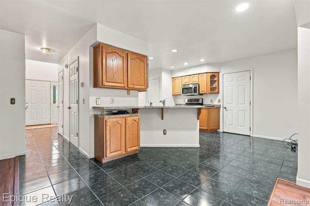 2887 Harwood Drive