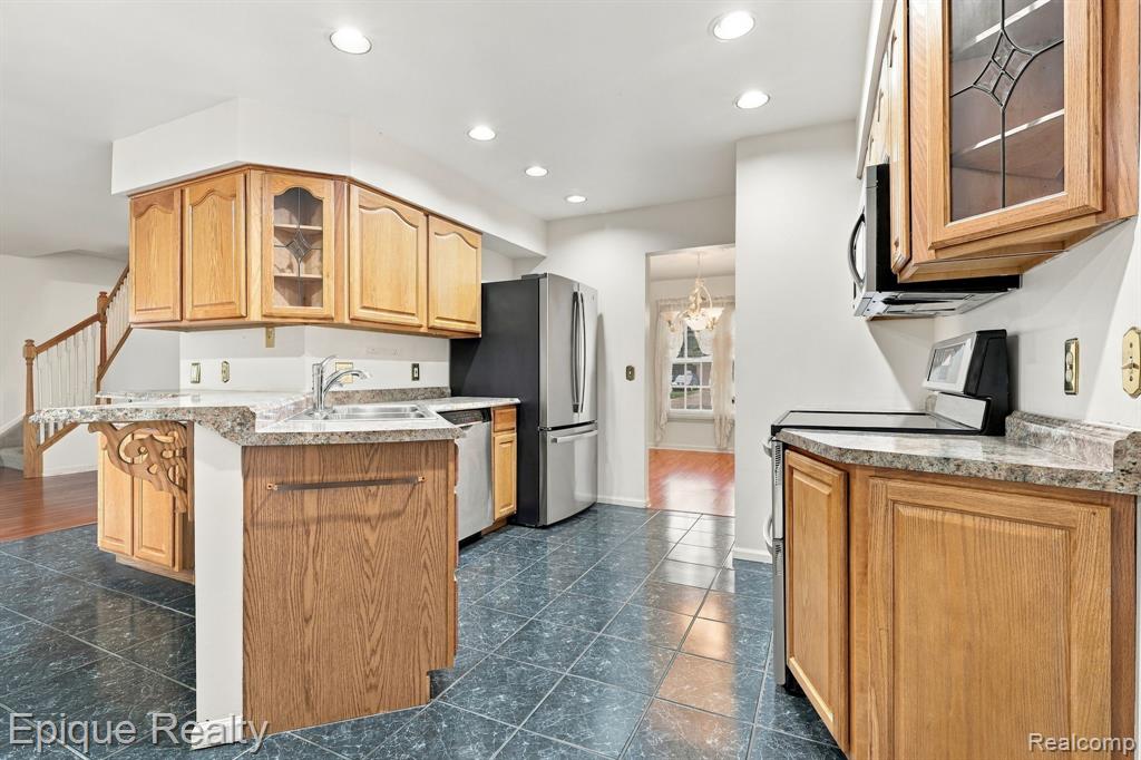 2887 Harwood Drive