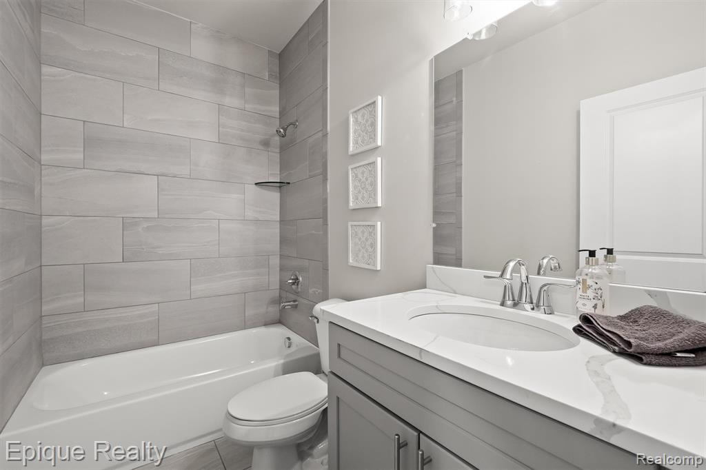 400 Cornerstone Drive # 62