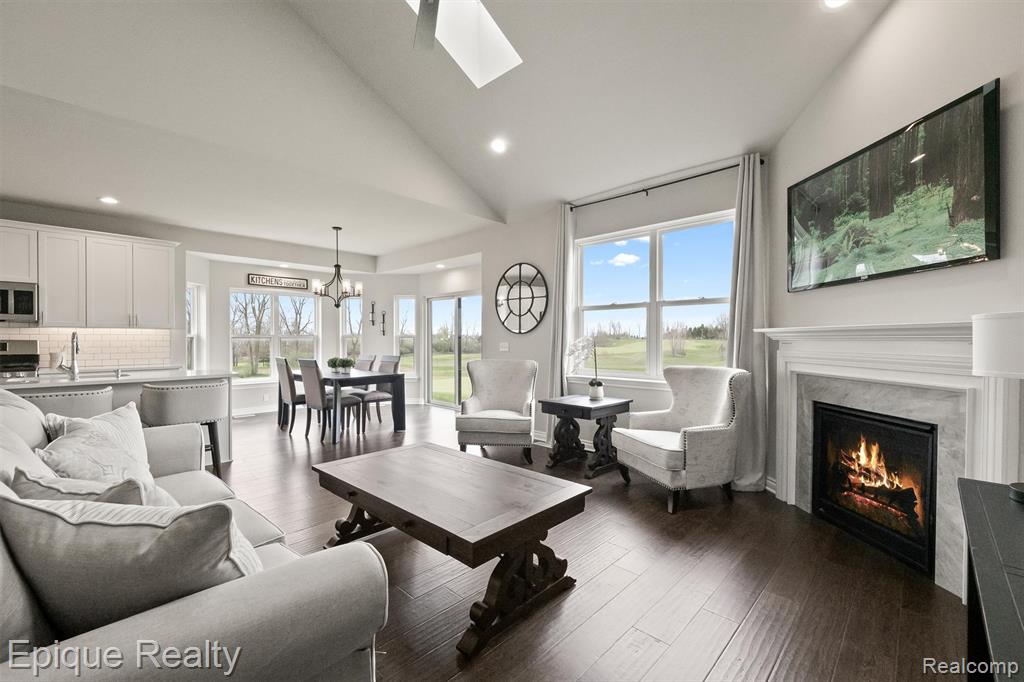 400 Cornerstone Drive # 62