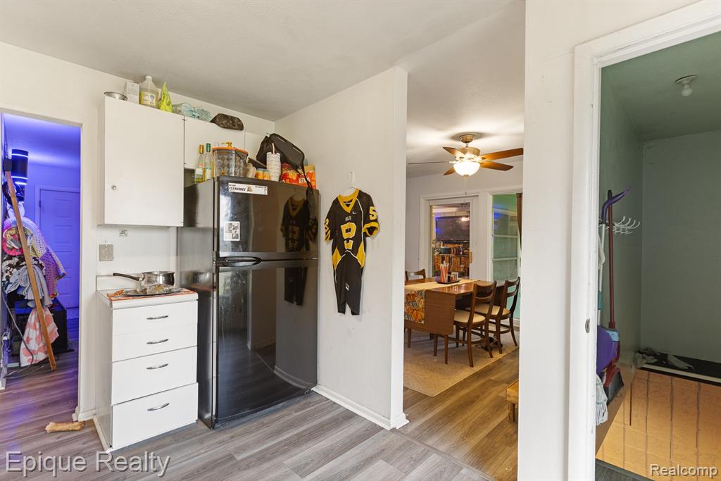 1231 Vine Street