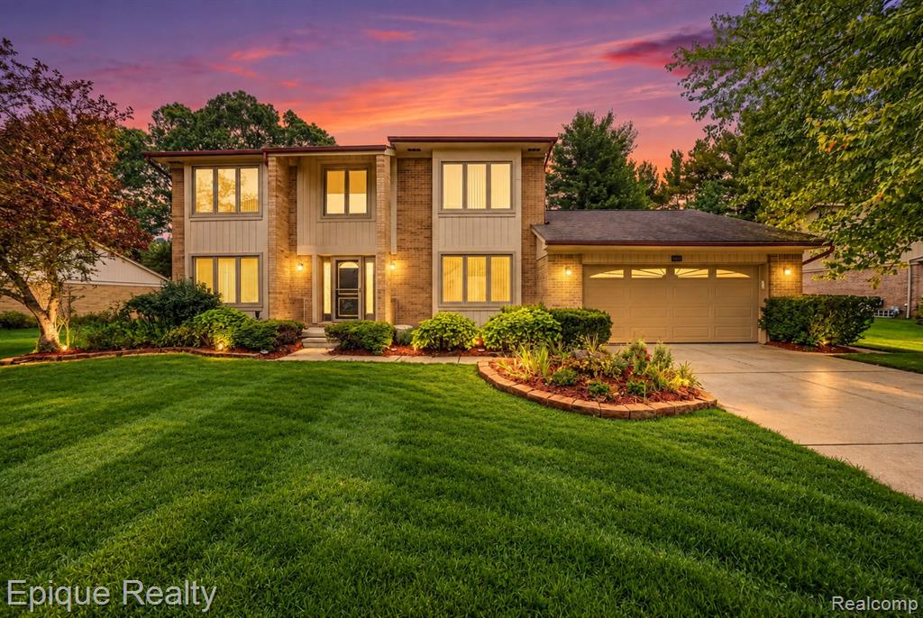 33033 Walnut Lane