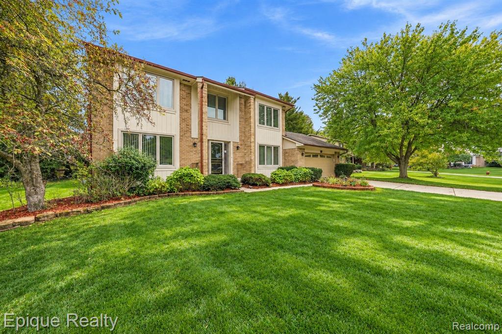 33033 Walnut Lane