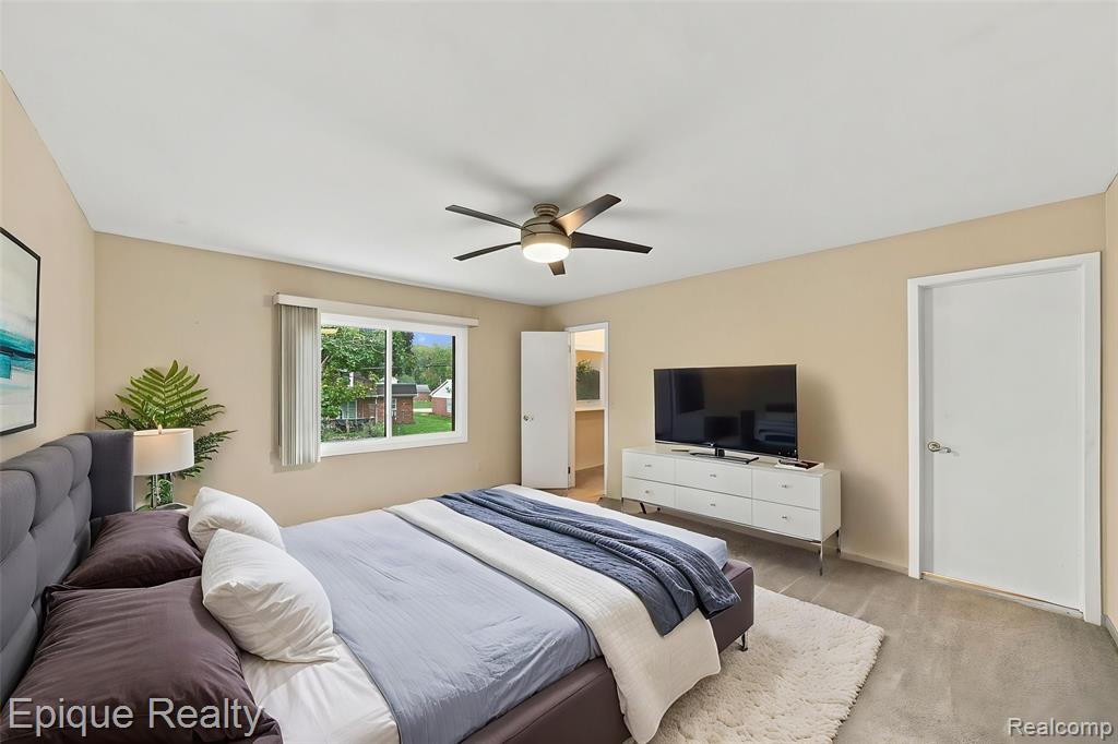 33033 Walnut Lane