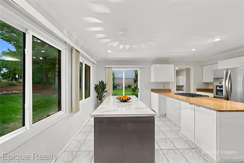 33033 Walnut Lane