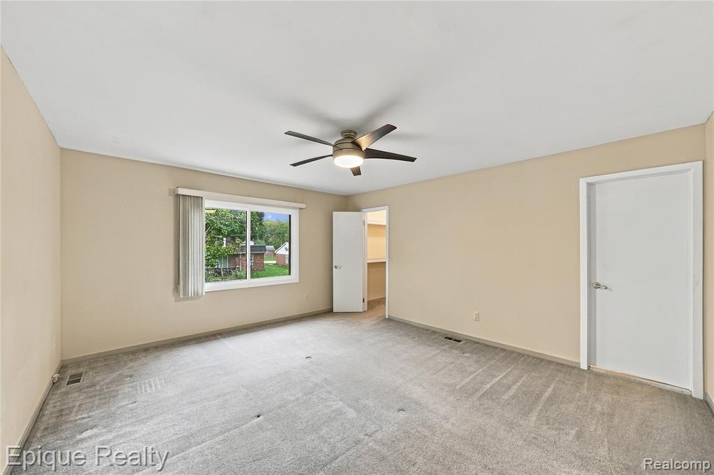 33033 Walnut Lane