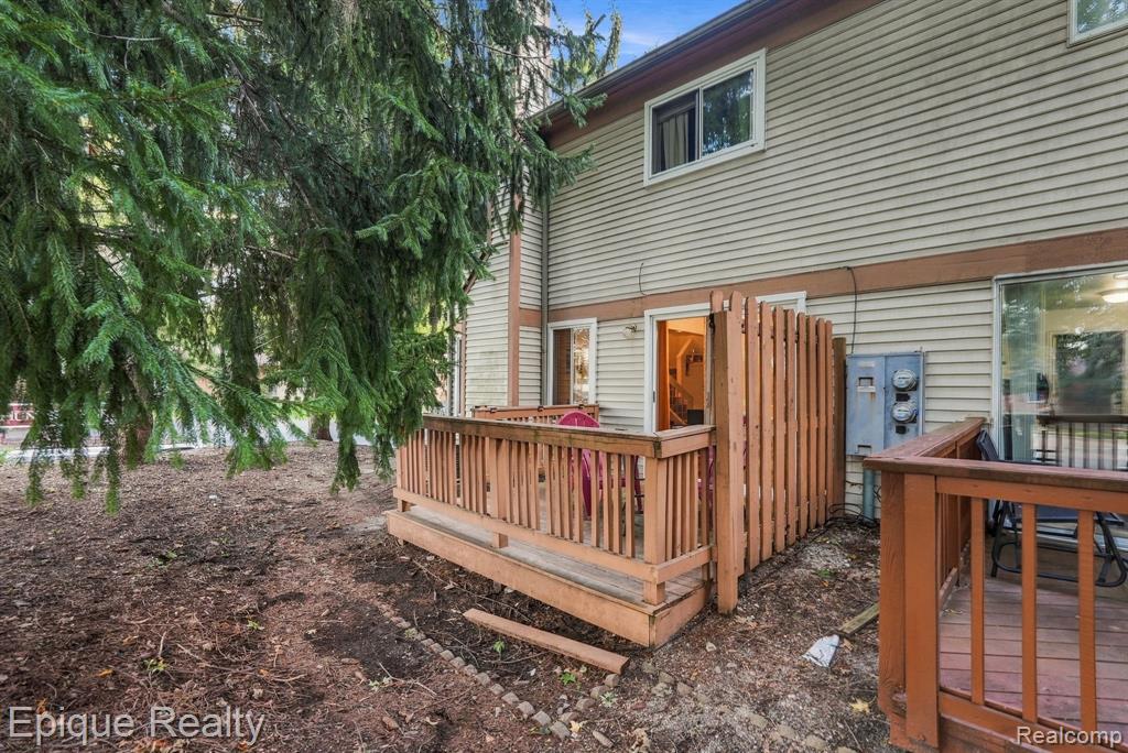 6379 Hunter Pointe Street # 12