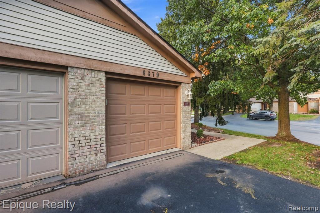 6379 Hunter Pointe Street # 12