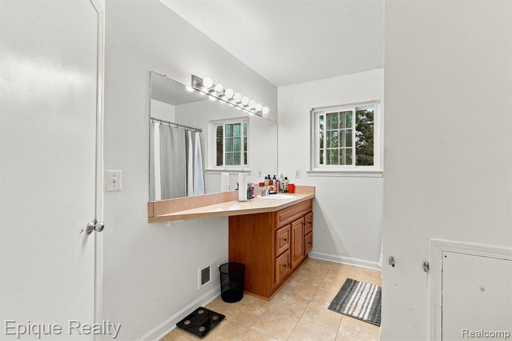 6379 Hunter Pointe Street # 12