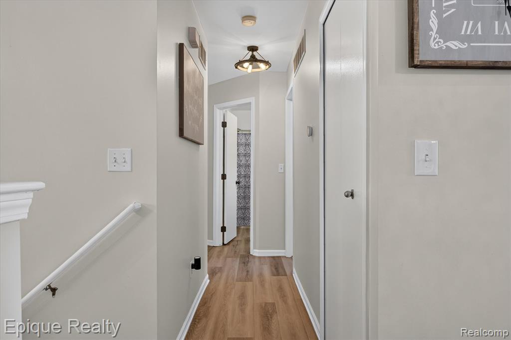 7221 Poplar Drive