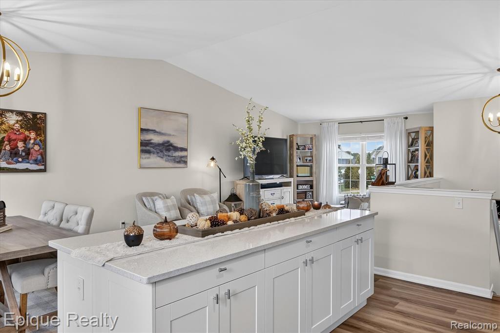 7221 Poplar Drive