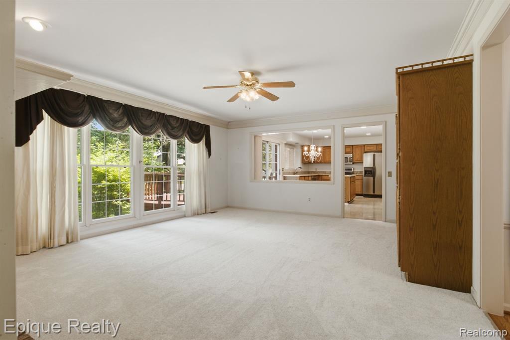 3261 Windwood Road