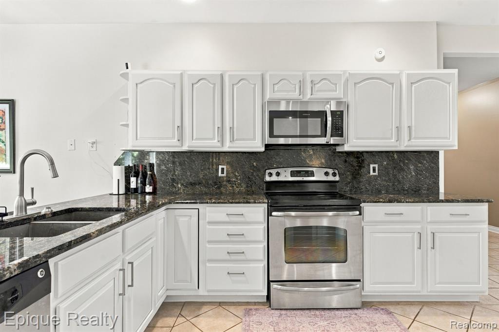 3269 Saint Andrews Drive