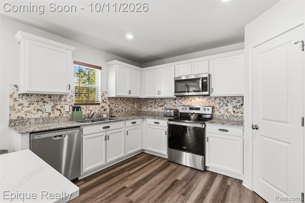 7341 Red Maple Drive
