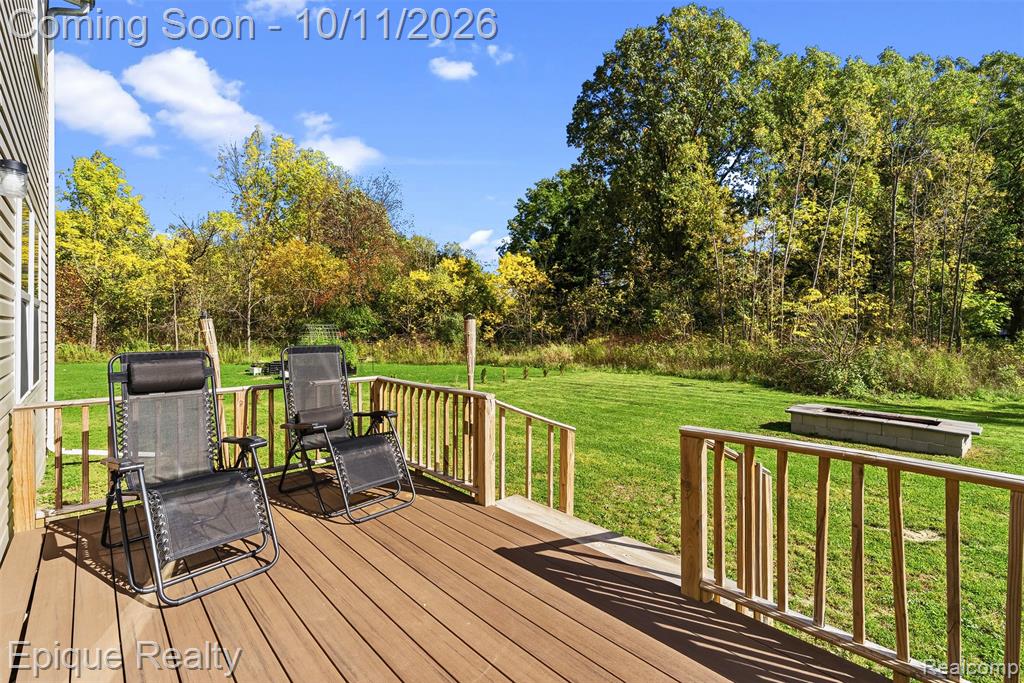 7341 Red Maple Drive