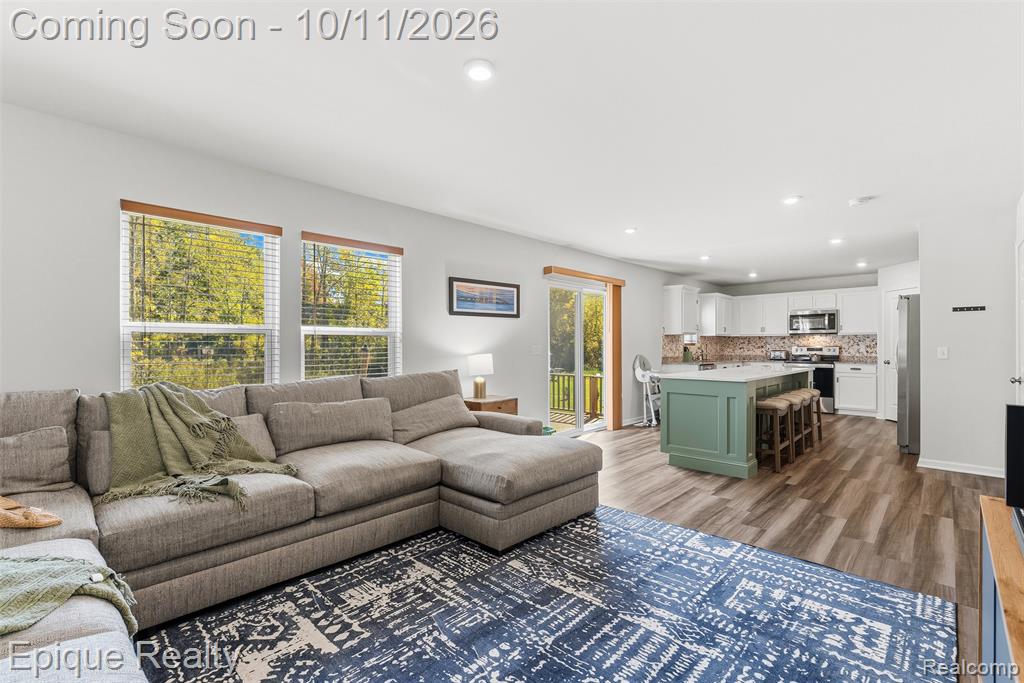 7341 Red Maple Drive