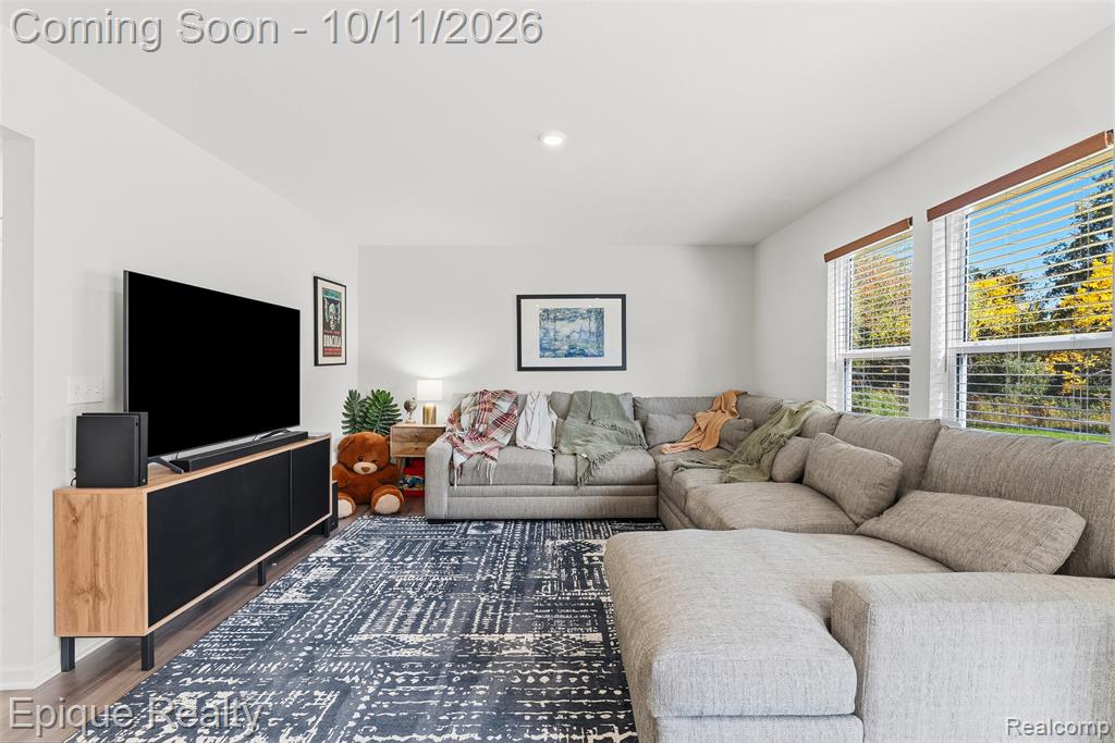7341 Red Maple Drive