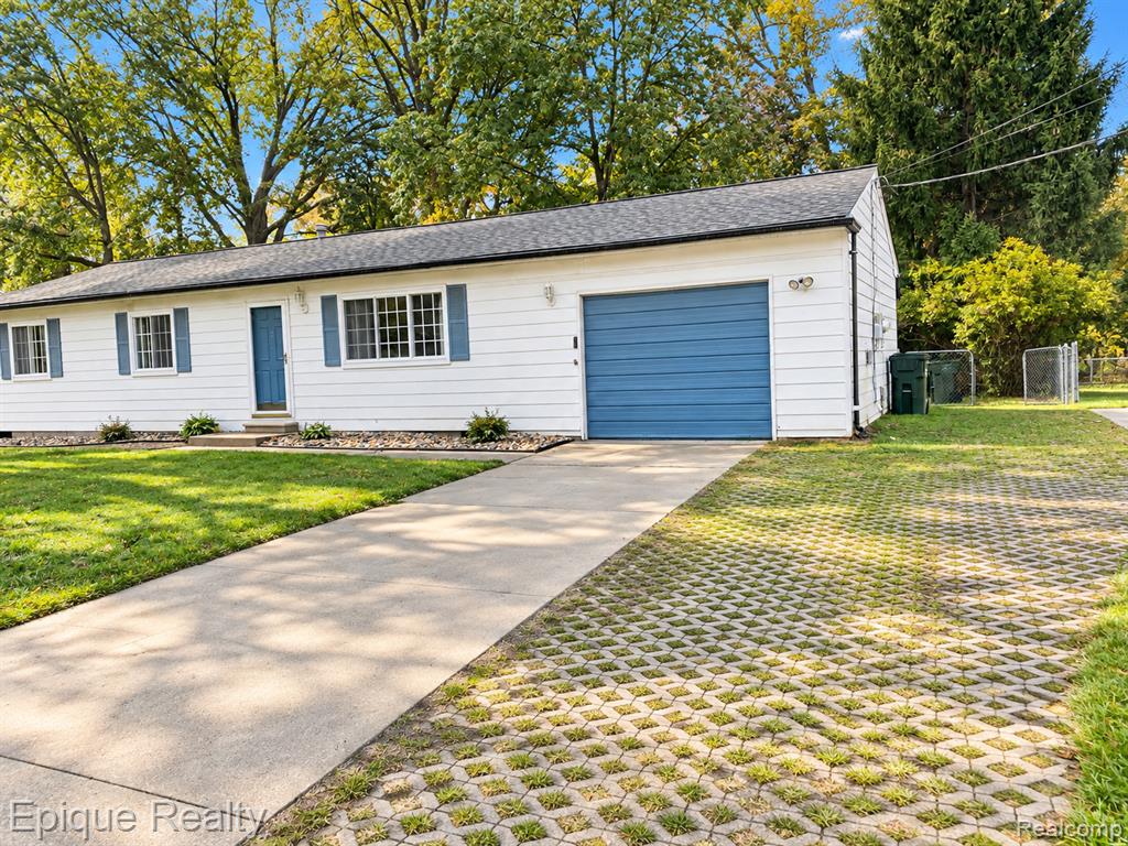 360 Eastlawn Drive
