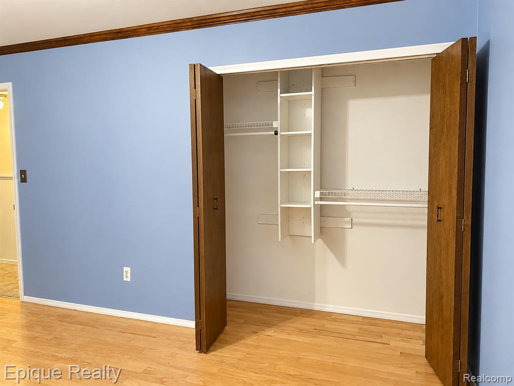360 Eastlawn Drive