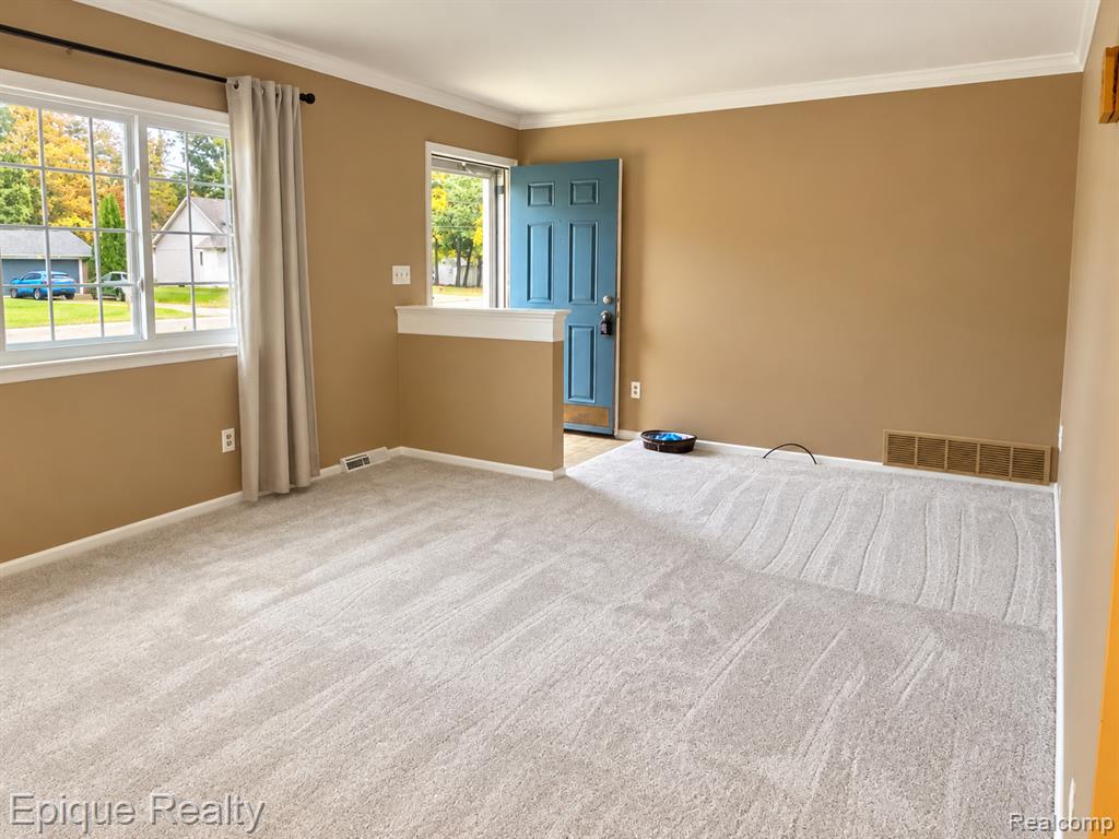 360 Eastlawn Drive