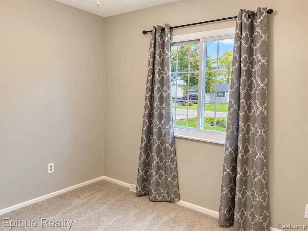 360 Eastlawn Drive