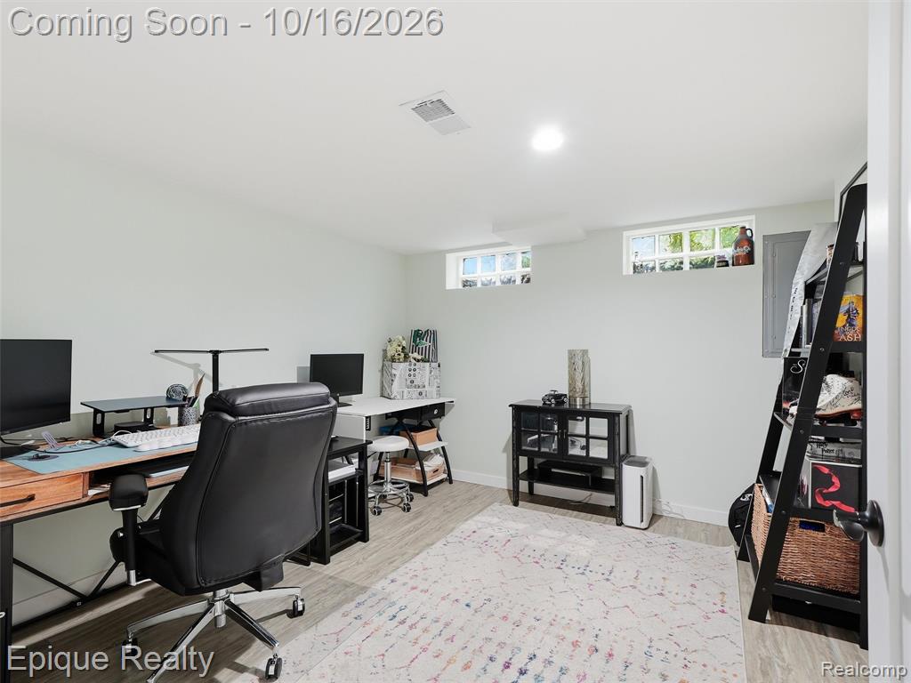 1045 Arthur Drive