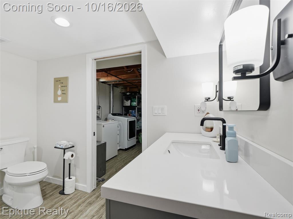 1045 Arthur Drive