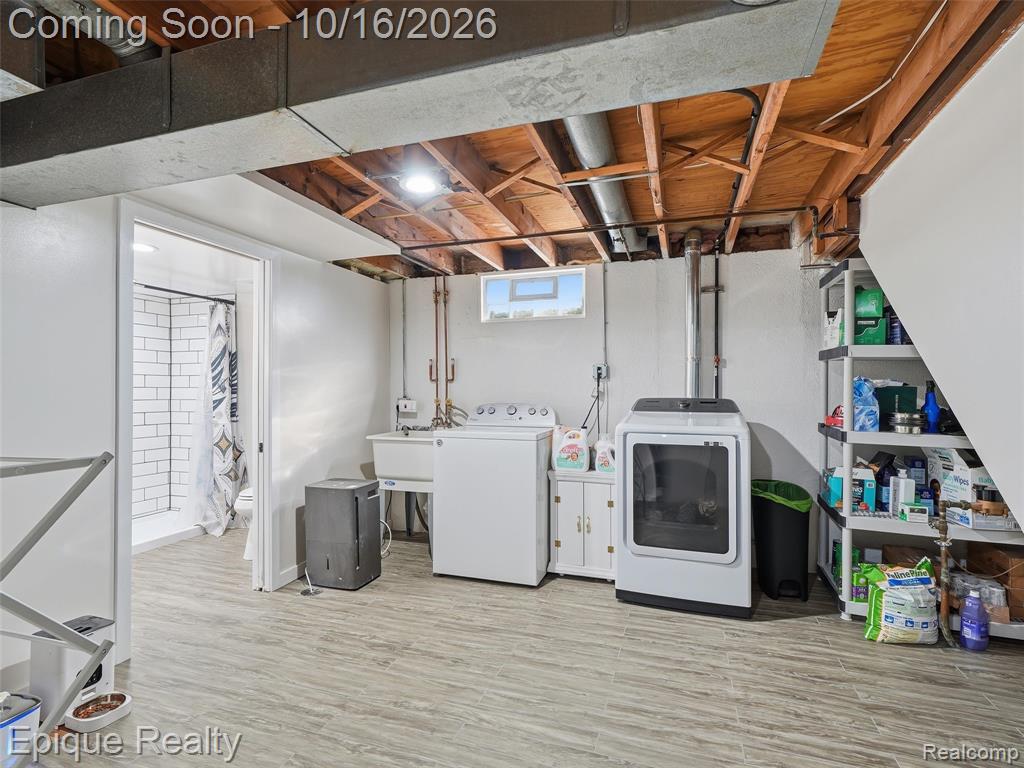 1045 Arthur Drive