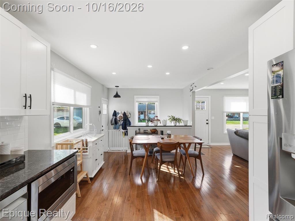 1045 Arthur Drive