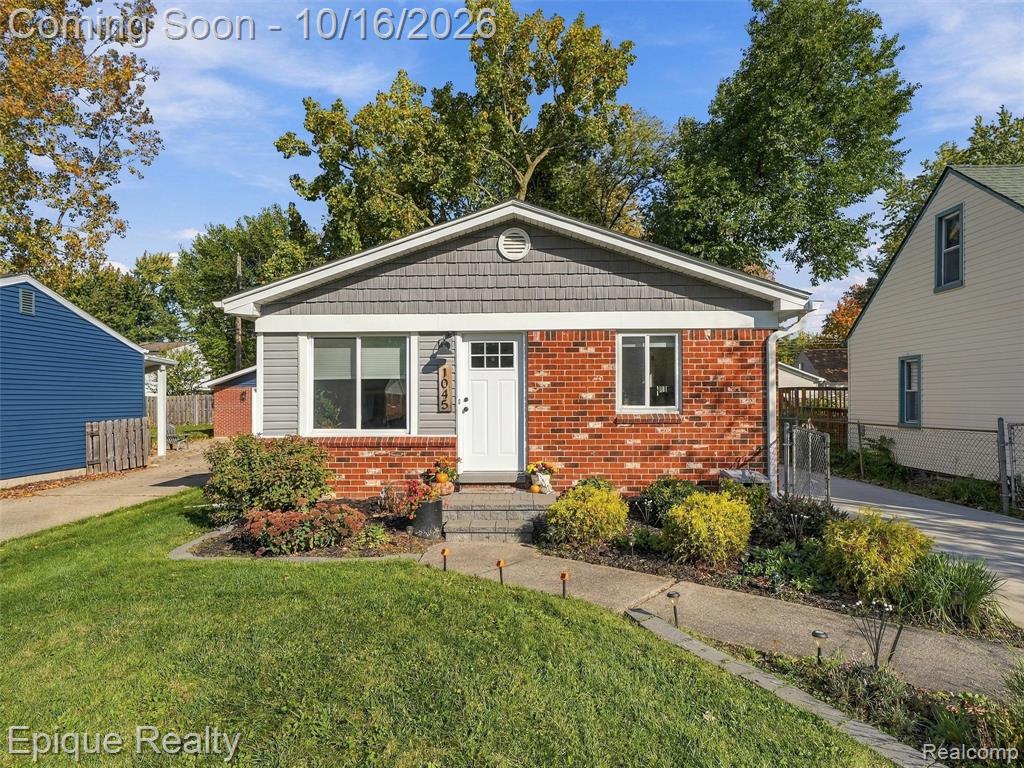 1045 Arthur Drive