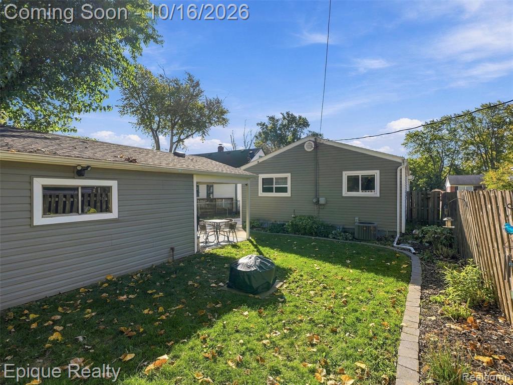 1045 Arthur Drive