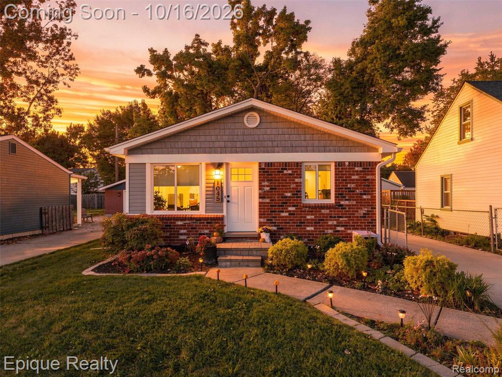 1045 Arthur Drive