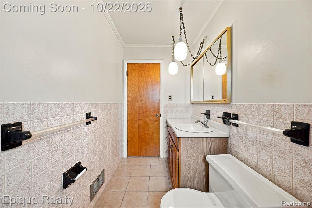 4805 Carolee Lane