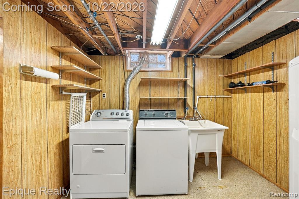 4805 Carolee Lane