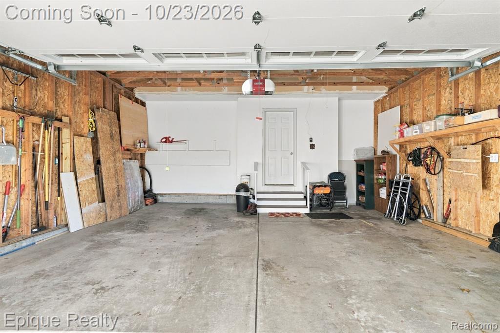 9085 Pineview Lake Drive