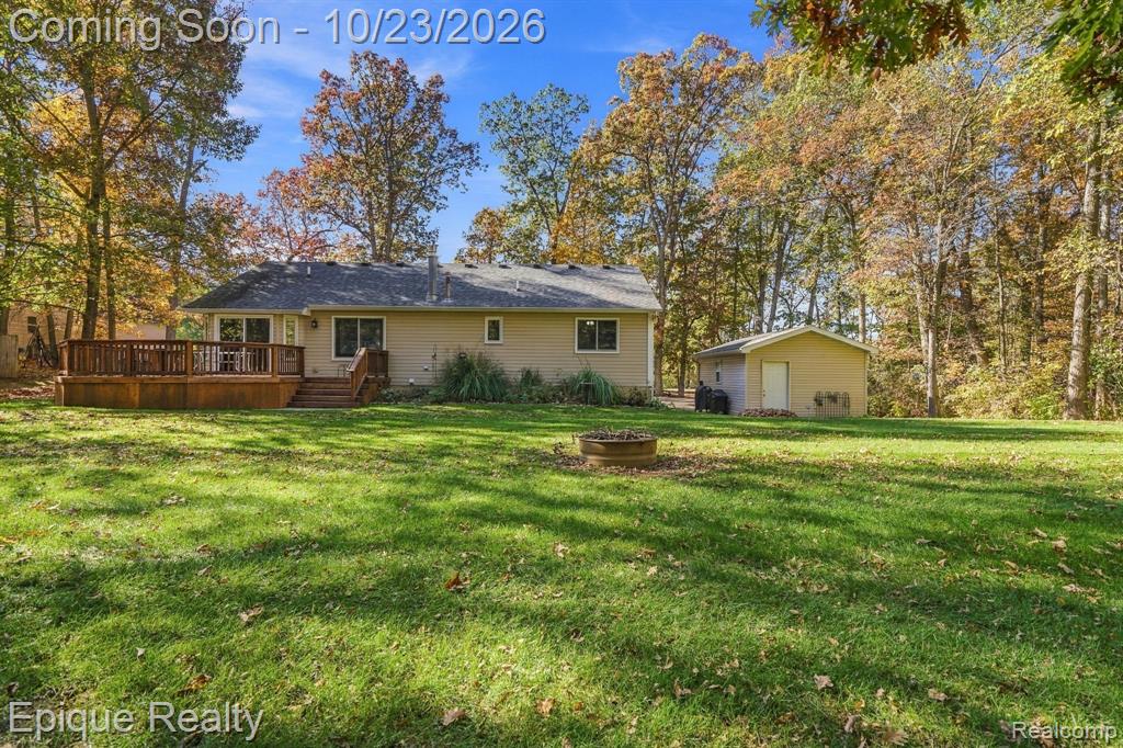 9085 Pineview Lake Drive