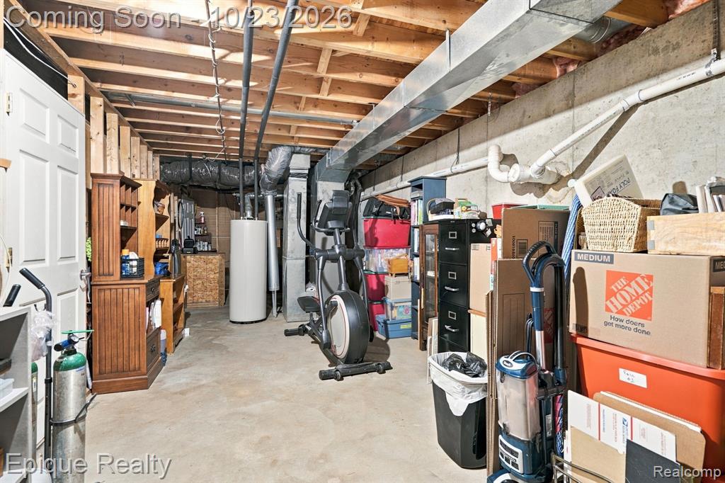 9085 Pineview Lake Drive