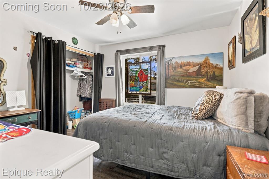 9085 Pineview Lake Drive