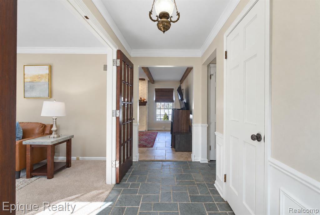 3495 N Gale Road