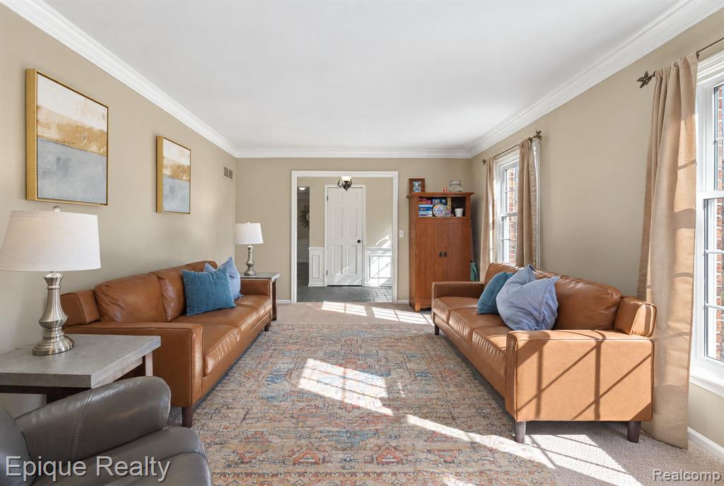3495 N Gale Road