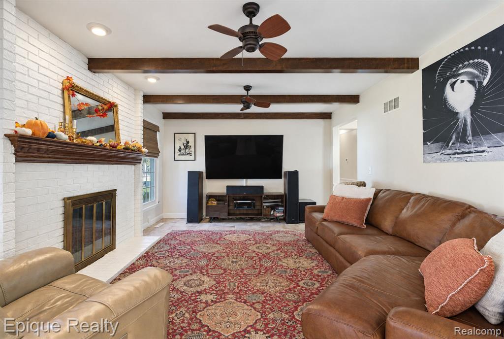 3495 N Gale Road