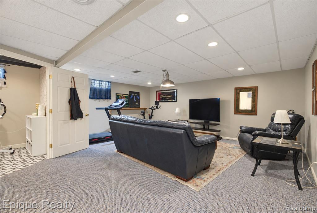 3495 N Gale Road