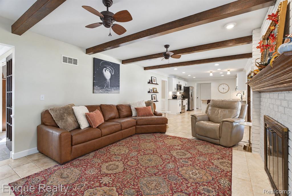 3495 N Gale Road