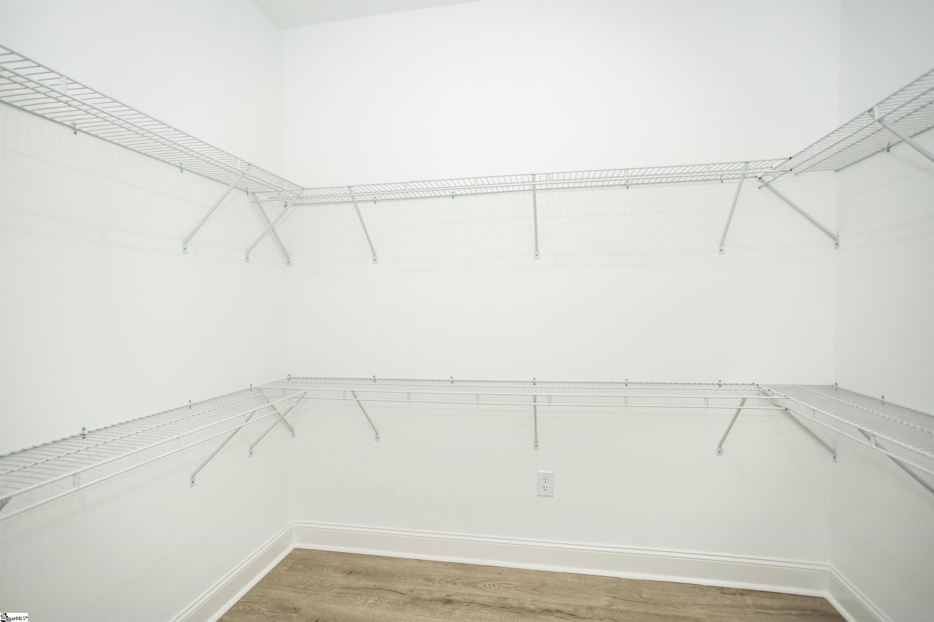 350 W Caroline Street