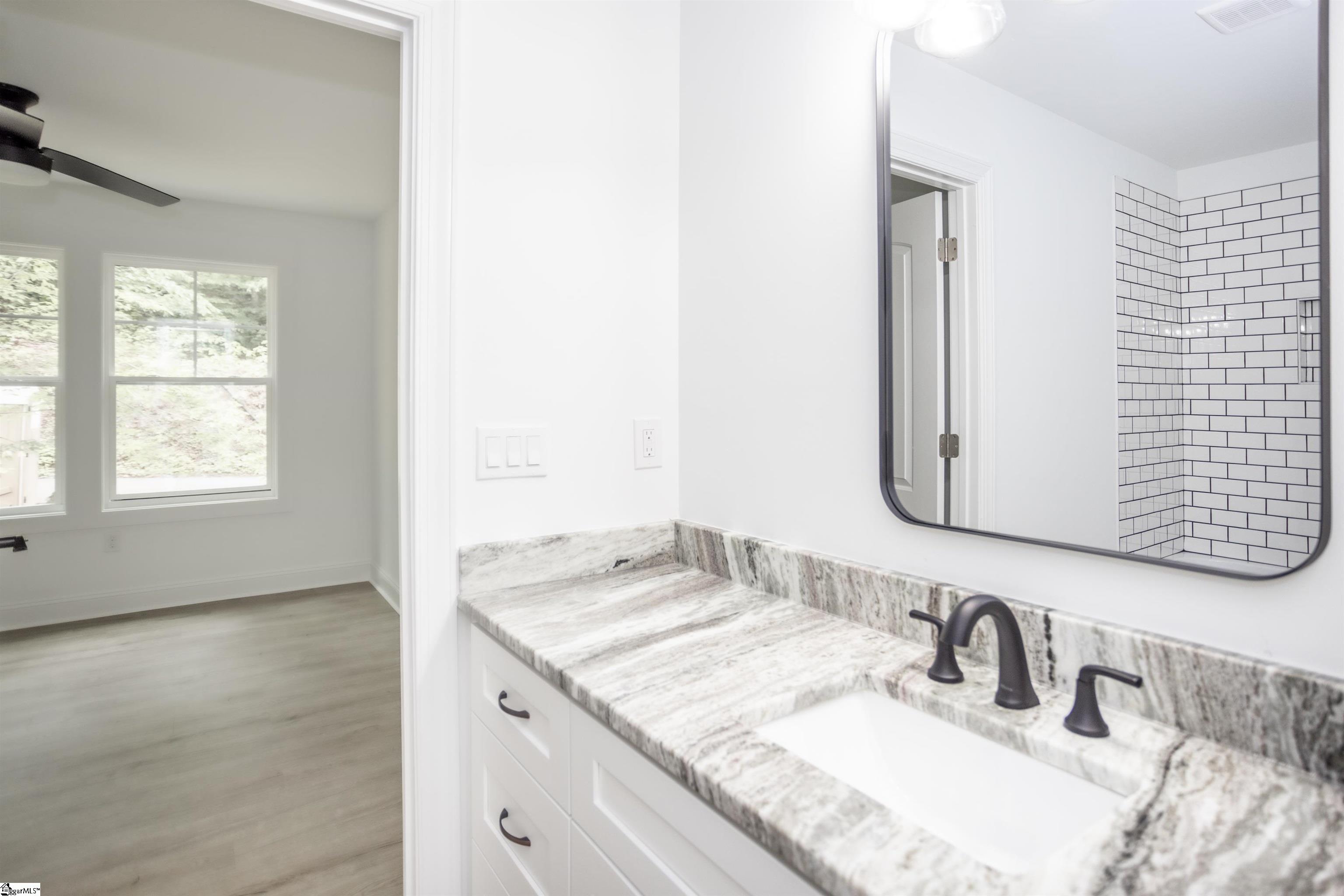 350 W Caroline Street