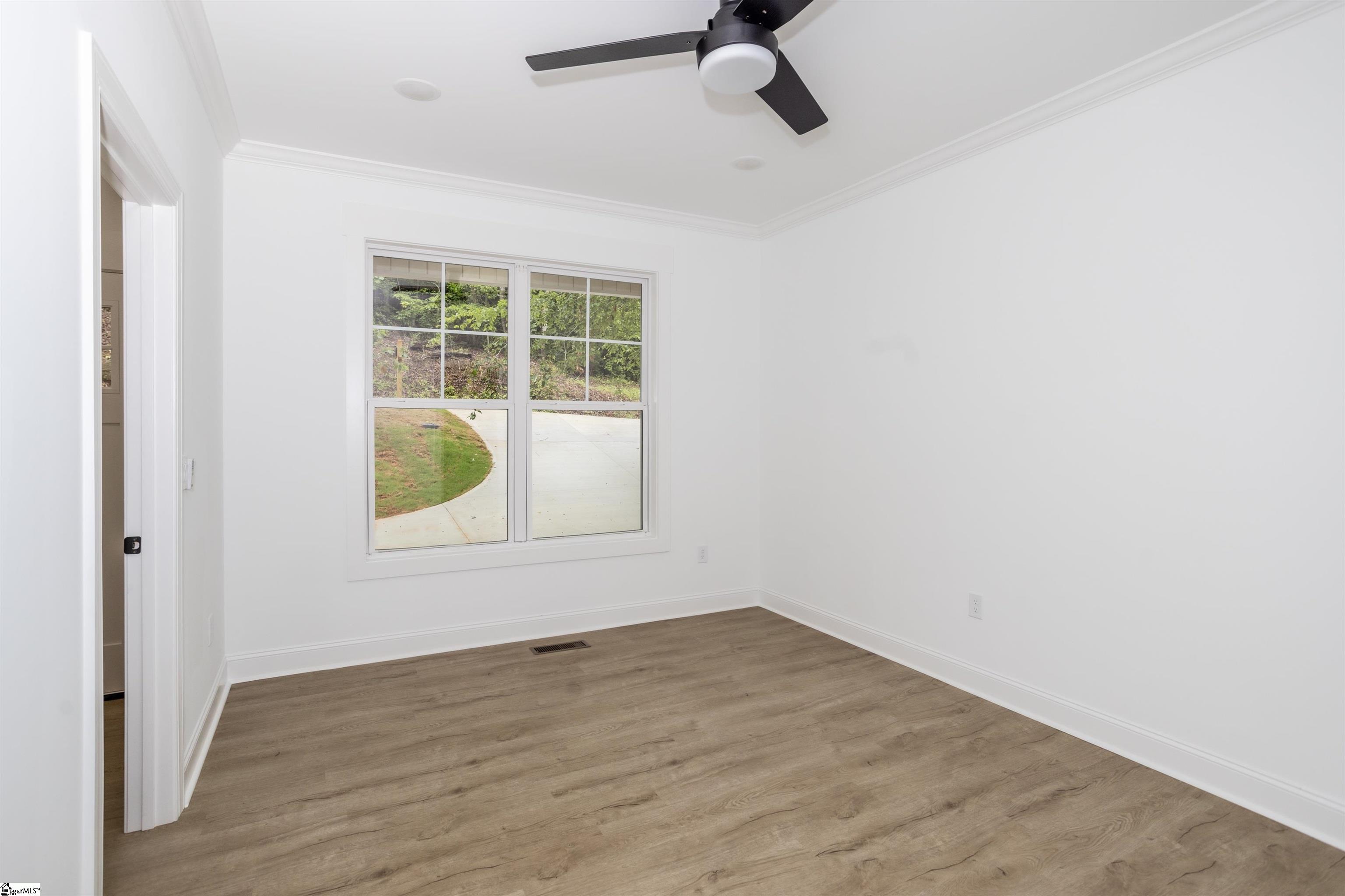 350 W Caroline Street