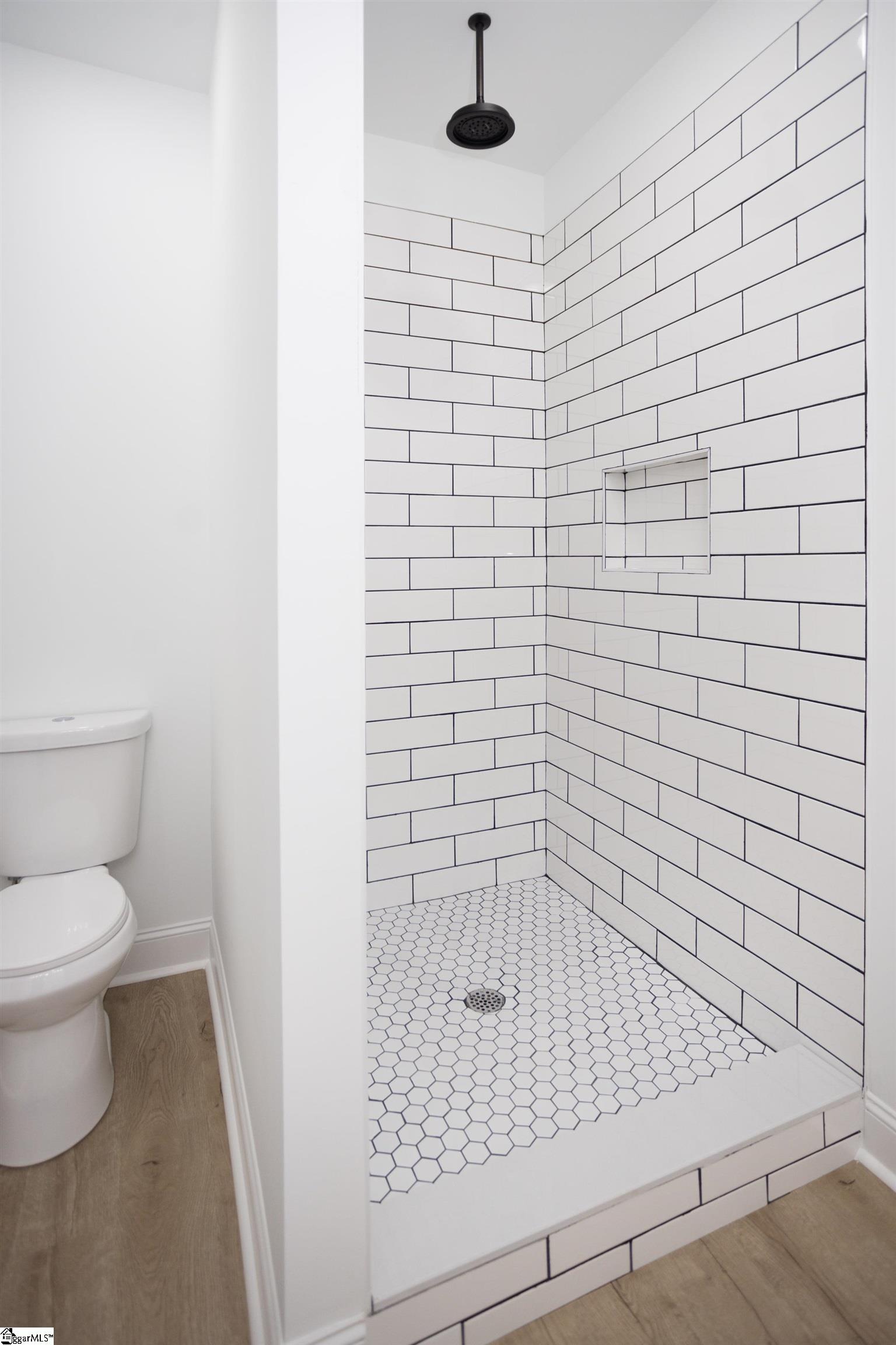 350 W Caroline Street