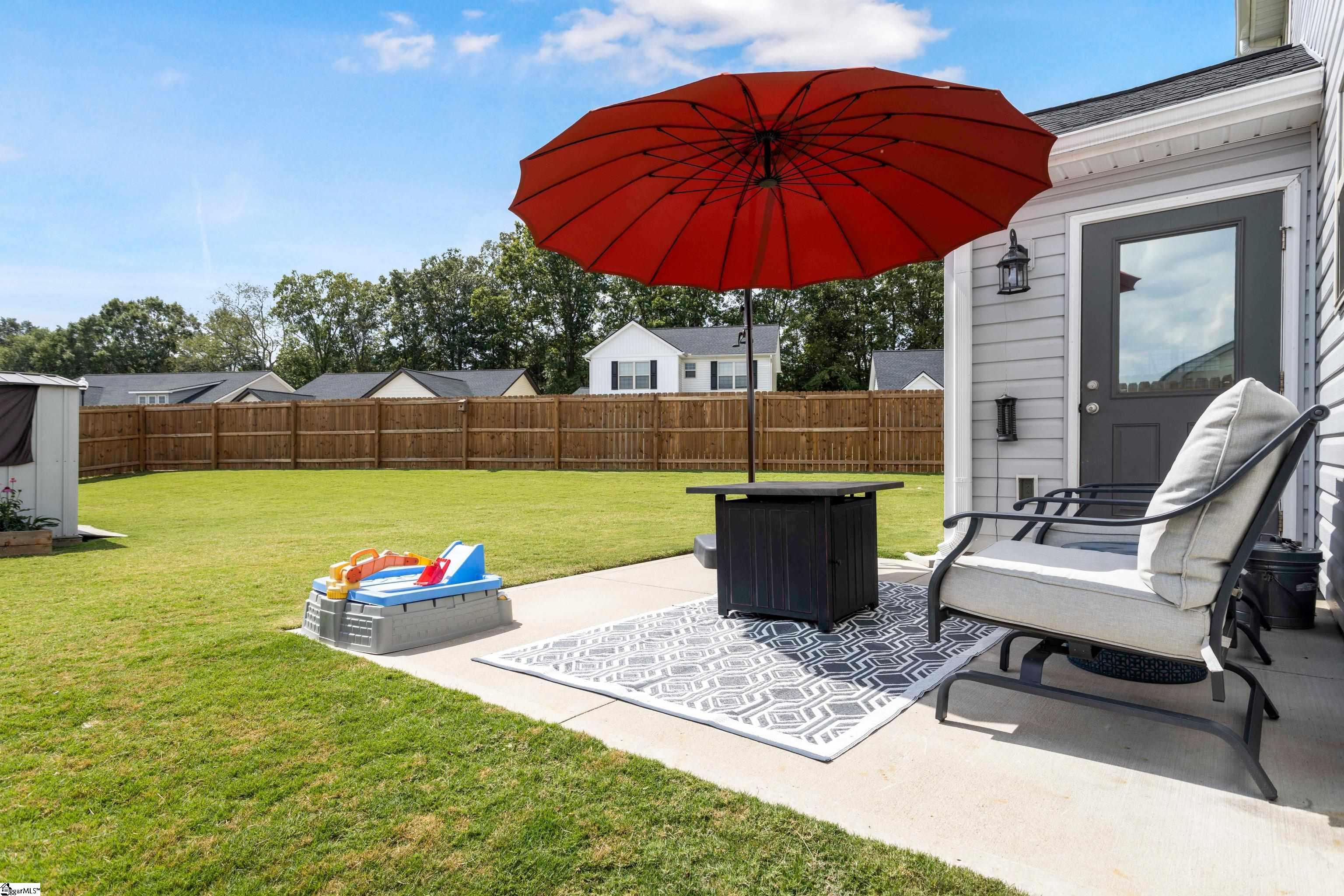 465 Peaksview Drive