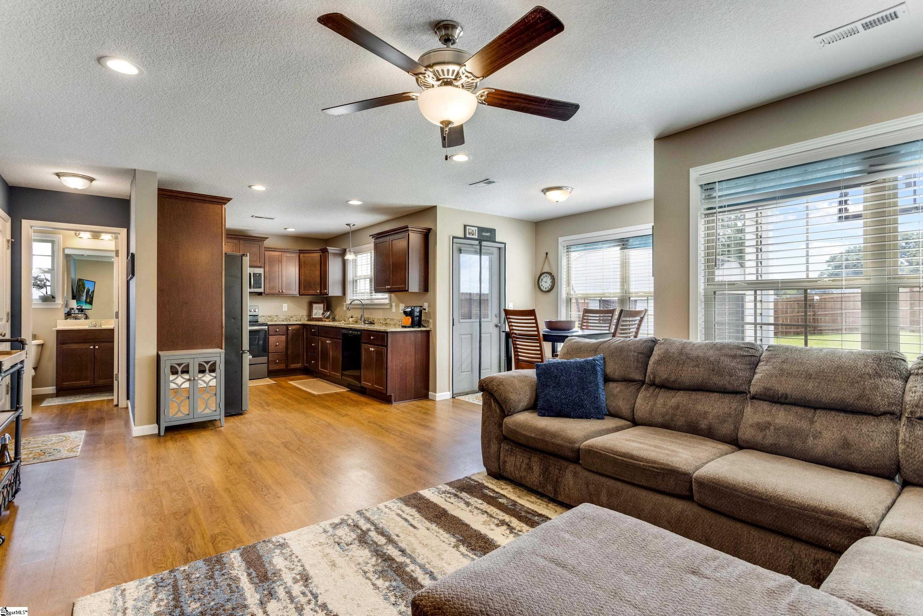 465 Peaksview Drive